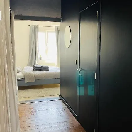 Suikernest Apartment *